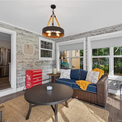 Renovated Duguayville home with 28x40 garage