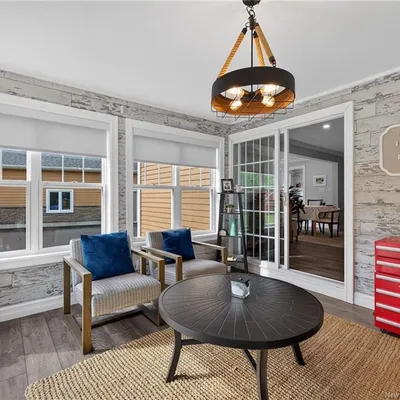Renovated Duguayville home with 28x40 garage