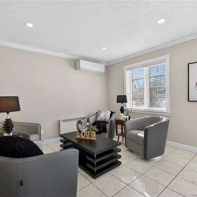 Family two-storey home in Caraquet
