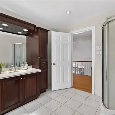 Family two-storey home in Caraquet