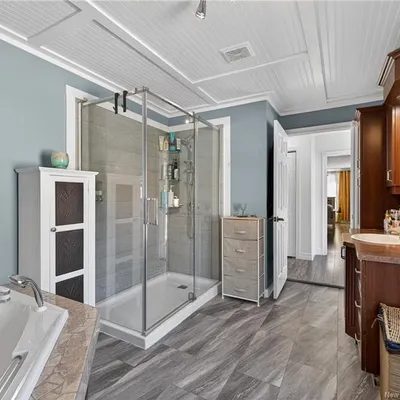 Spacious home minutes from Tracadie