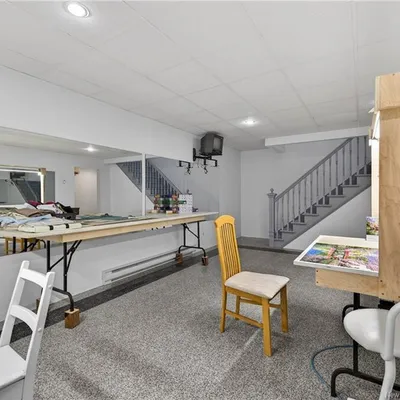 Equestrian property on 4 acres in Saint-Isidore