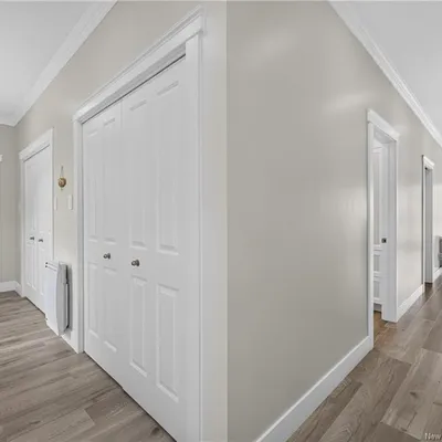 New Waterfront Bungalow, Steps from Tracadie